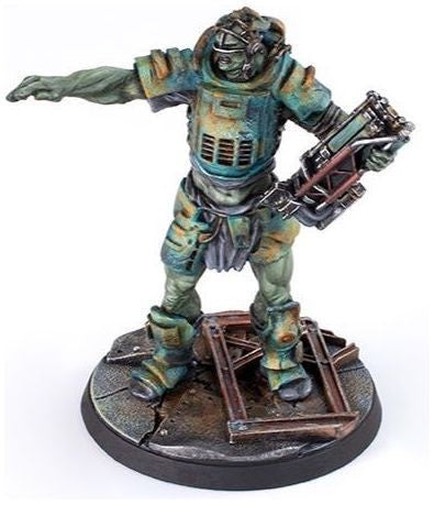 Fallout Wasteland Warfare Miniatures - Super Mutants Overlord and Fist