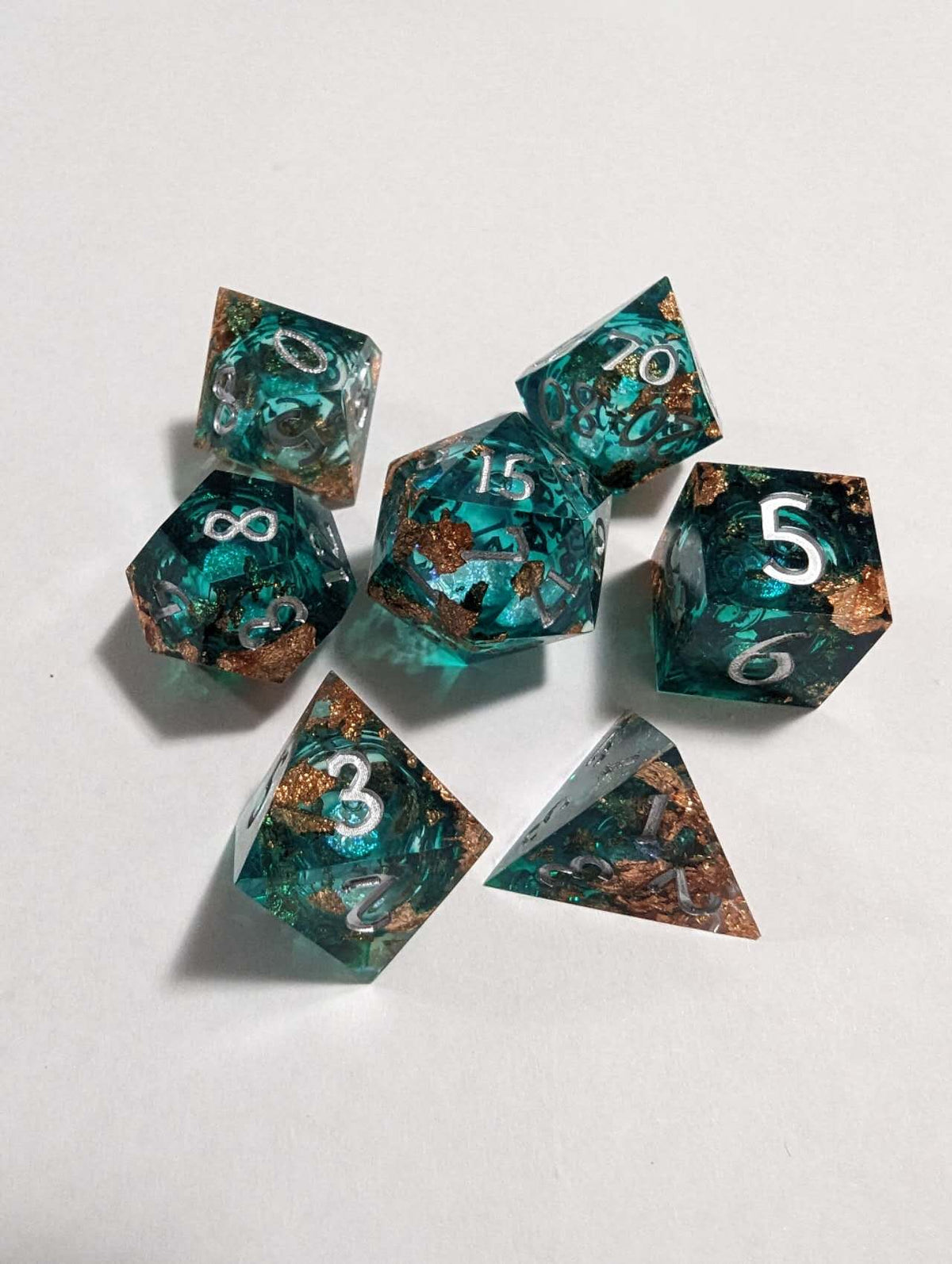 Dice Hoard - Aurora(Liquid Core)Set 103