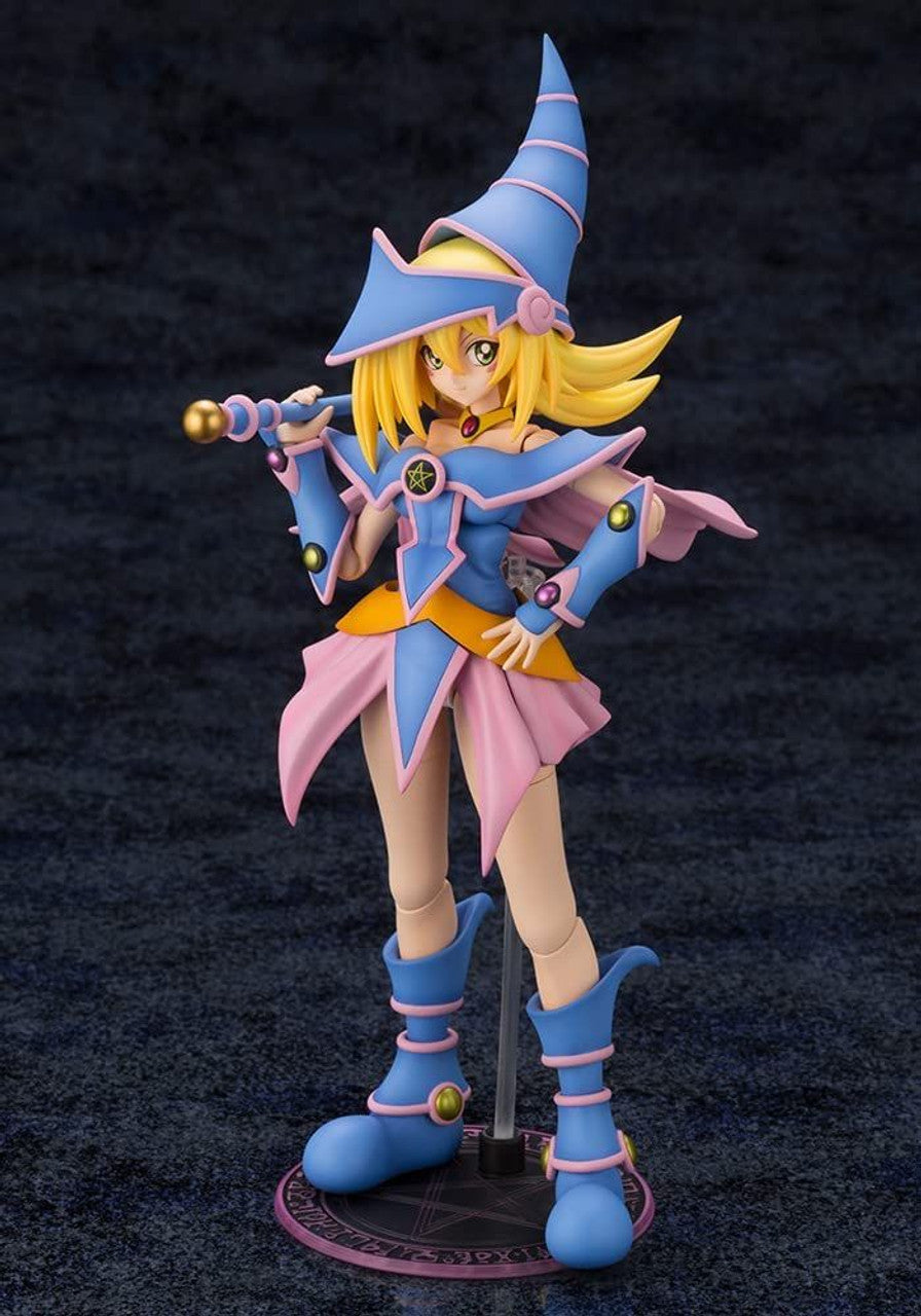 Yu-Gi-Oh! Crossframe Girl - Dark Magician Girl Plastic Model Kit