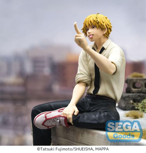 Chainsaw Man Denji Perching Figure