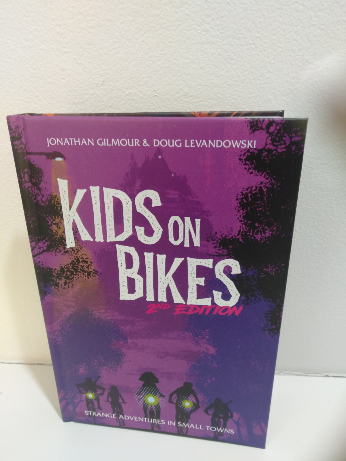 Kids on Bikes Core Rulebook - Second Edition Deluxe