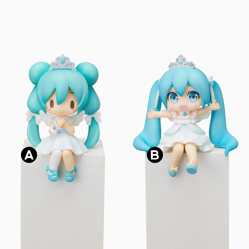 Hatsune Miku Perch Mini Figurine 15th Anniversary Orange