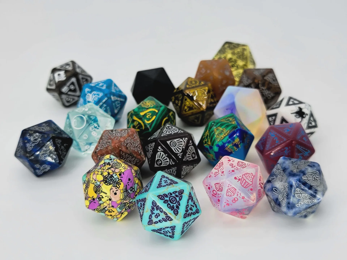 Level Up Dice - Glyphic Blind Bag Series 3.5 D20 Box (6)