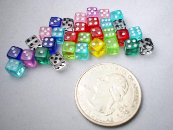 30 5mm Translucent D6 in tube - Good Games