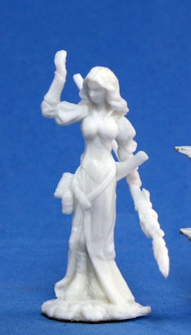 Hyrekia Female Elf Wizard - Reaper Bones