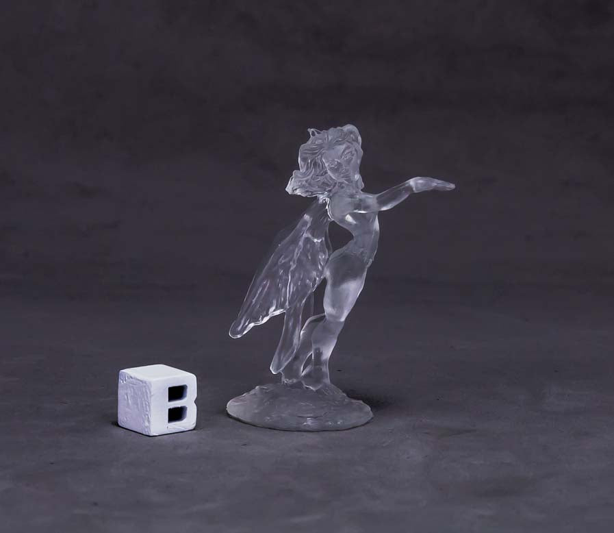 Reaper Bones Sylph - Clear