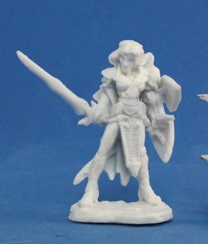 Aviriel Female Elf - Reaper Bones